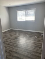 124 Aristotle St in Simi Valley, CA - Building Photo