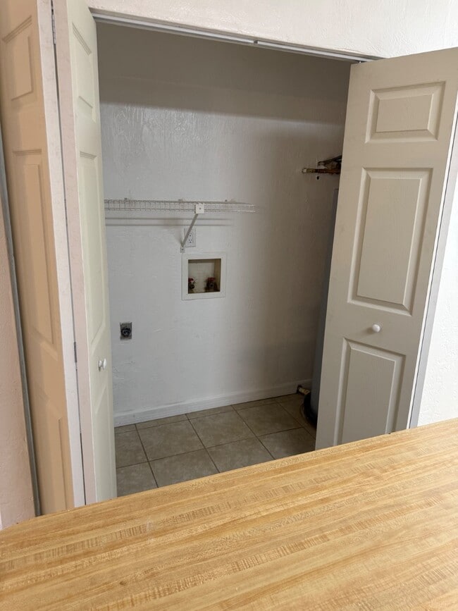 1583 Sunset Ln in Holly Hill, FL - Building Photo - Building Photo