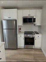 8224 Coral Bell Way in Buena Park, CA - Building Photo