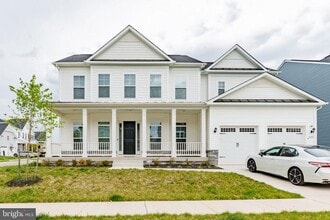 402 Mdw Crk Dr in Bowie, MD - Building Photo - Building Photo