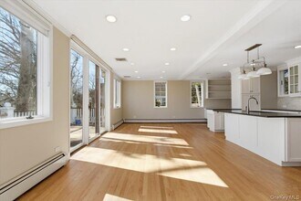 27 Harbor Terrace Dr in Rye, NY - Building Photo - Building Photo