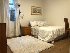 8 Goodman Rd, Unit 1 Apartamentos