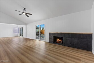 4092 Ridgewood Ave in Las Vegas, NV - Building Photo - Building Photo