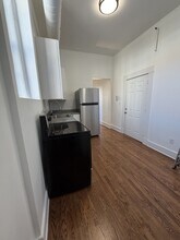 816 Massachusetts St in Lawrence, KS - Building Photo - Building Photo