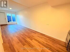 377 Broadview Ave in Toronto, ON - Building Photo - Building Photo