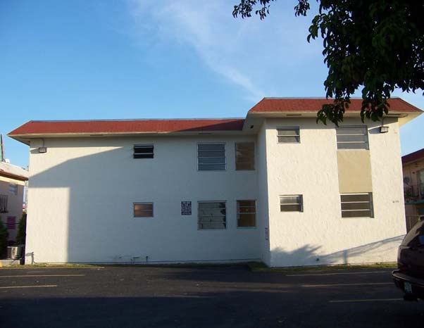 2175 NW 19th Ter in Miami, FL - Building Photo