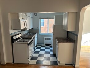 1271 Morten St in Cincinnati, OH - Foto de edificio - Building Photo