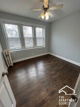 4554 W George St, Unit 1 in Chicago, IL - Building Photo - Building Photo