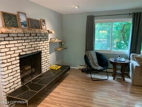 2961 Wesleyan Dr in Anchorage, AK - Building Photo - Building Photo