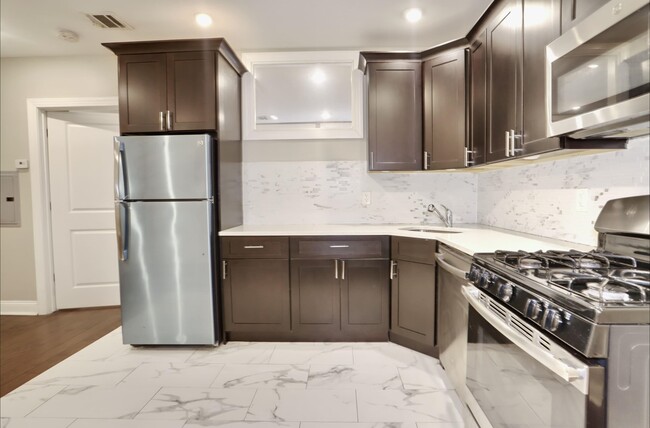 property at 2866 John F. Kennedy Blvd