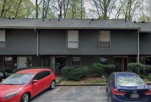 6222 Overlook Rd NW in Norcross, GA - Building Photo