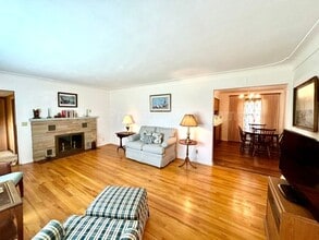 2726 Applelane Ave in Kalamazoo, MI - Building Photo - Building Photo