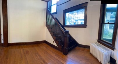 141 Park Ave in Dekalb, IL - Building Photo - Building Photo