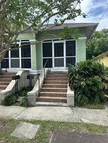 2902 Calhoun St in New Orleans, LA - Building Photo