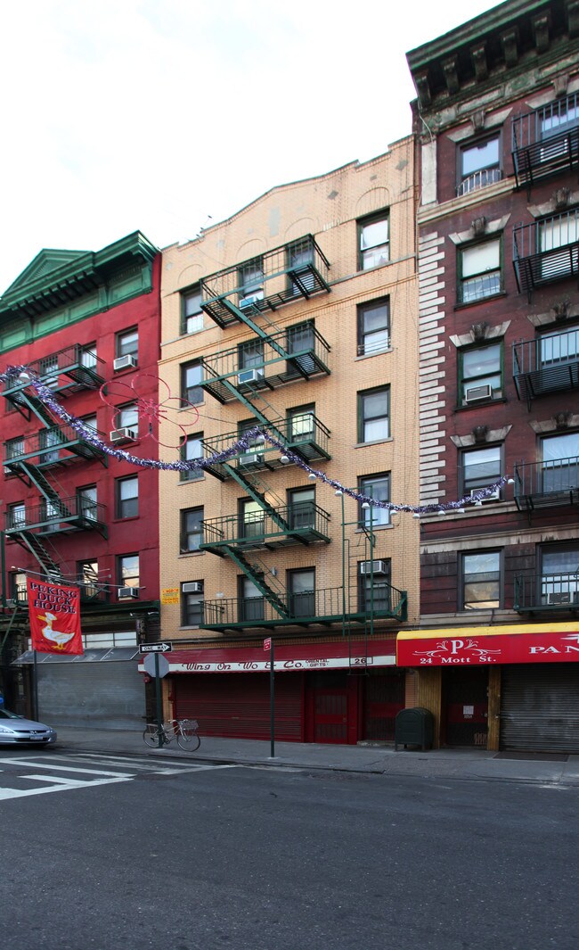 26 Mott St in New York, NY - Building Photo - Building Photo