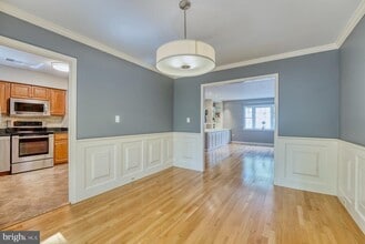 11719 Dry River Ct in Reston, VA - Building Photo - Building Photo