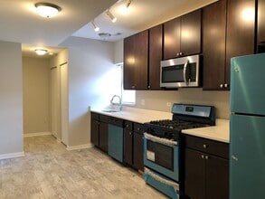 4814 N Monticello Ave, Unit G in Chicago, IL - Building Photo - Building Photo