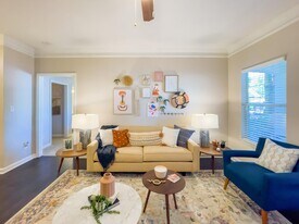 Hawthorne at Kennesaw in Kennesaw, GA - Building Photo