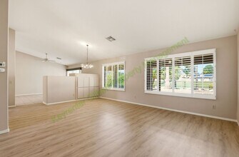 432 W Champagne Dr in Chandler, AZ - Building Photo - Building Photo