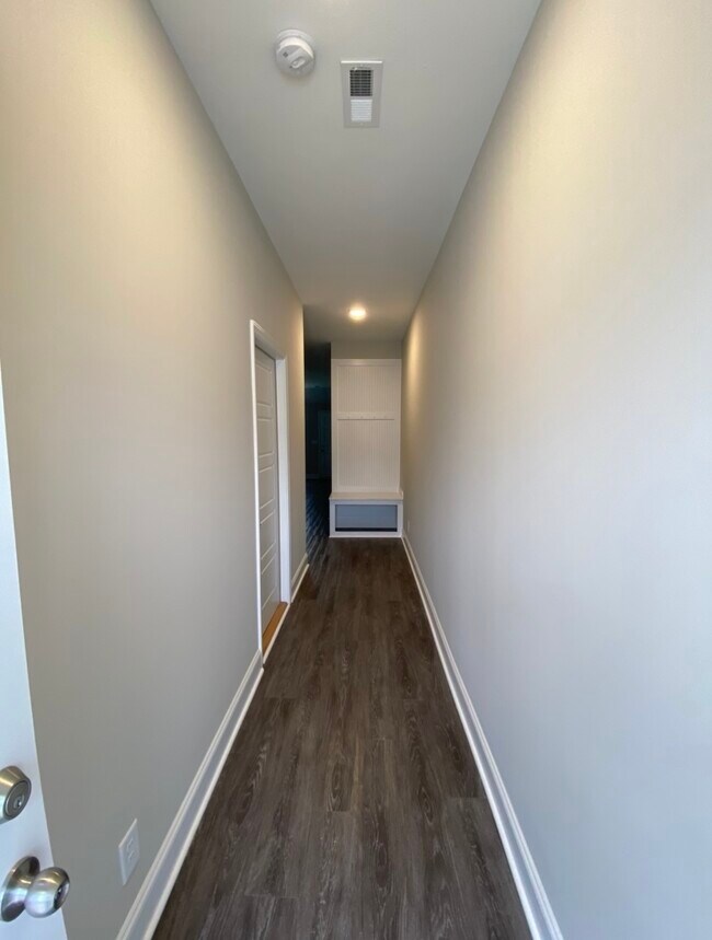 1031 Glenkirk Dr in Clarksville, TN - Building Photo - Building Photo
