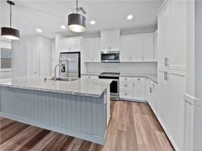 38352 Windingwalk Dr in Murrieta, CA - Foto de edificio - Building Photo