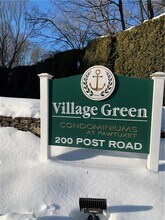 200 Post Rd in Warwick, RI - Building Photo - Building Photo