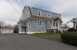 1 S Main St in Acushnet, MA - Building Photo