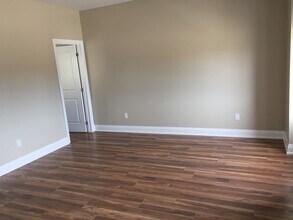 3933 Wood Av in Severn, ON - Building Photo - Building Photo