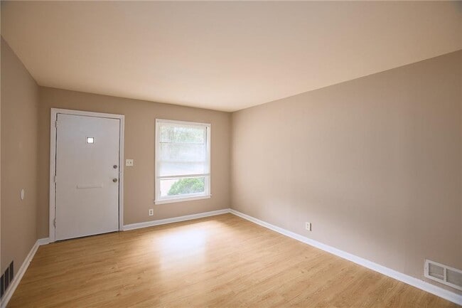2065 Nettie Ct in Decatur, GA - Building Photo - Building Photo