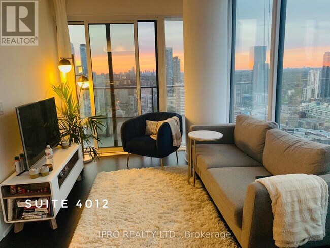 property at 85-4085 Wood St