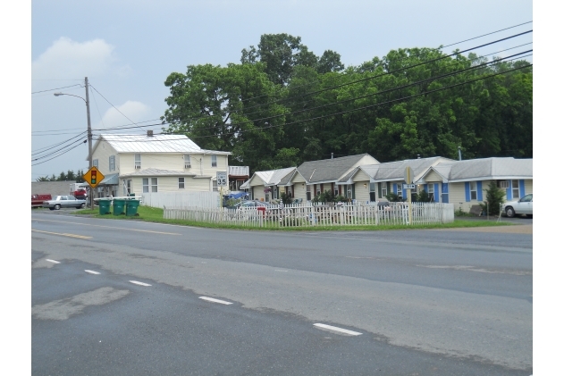 710-720 N Main St in Mount Crawford, VA - Building Photo