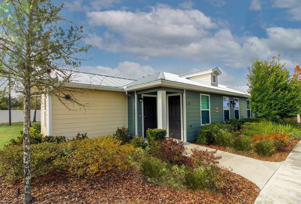 Saxon Cove Senior Living Apartments Debary, FL Apartments For Rent