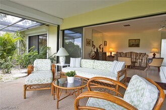 28387 Las Palmas Cir in Bonita Springs, FL - Foto de edificio - Building Photo
