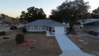 801 North Blvd W in Davenport, FL - Building Photo