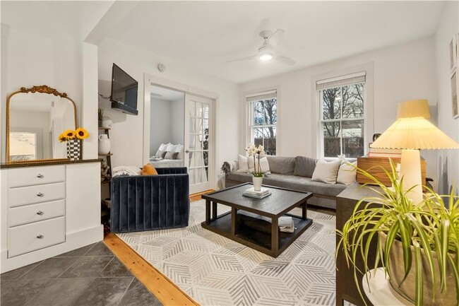 property at 33 Marsh St