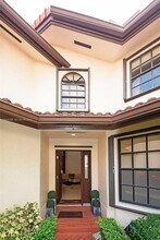 9318 NW 50th Doral Cir S in Doral, FL - Building Photo - Building Photo