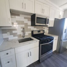 4569 Catalpa St in Los Angeles, CA - Building Photo - Building Photo