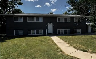 4831 Tama St, Unit 1 in Marion, IA - Building Photo