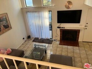 9131 Burnet Ave in Los Angeles, CA - Building Photo - Building Photo