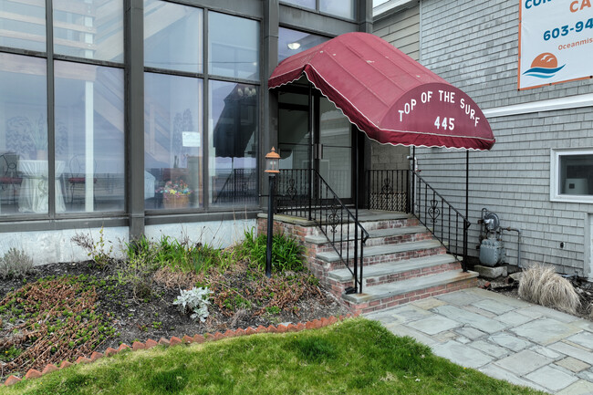 Top of the Surf Apartments in Hampton, NH - Foto de edificio - Building Photo