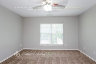 8028 Stoneham Ct in Matthews, NC - Building Photo - Building Photo