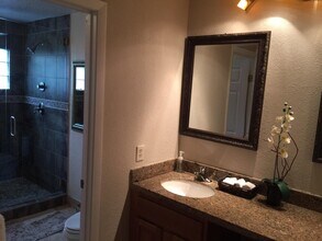 9972 NW 2nd Ct in Plantation, FL - Building Photo - Building Photo