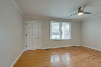 5413 Country Dr in Nashville, TN - Building Photo - Building Photo