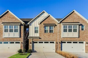 3027 Whitetail Ln in Garland, TX - Building Photo