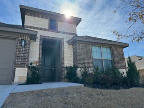 1817 Agarito Dr in Weatherford, TX - Building Photo - Building Photo