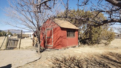 33 Mustang Rd in Edgewood, NM - Building Photo - Building Photo