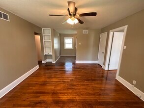 345 Turkle Ave in Haysville, KS - Building Photo - Building Photo