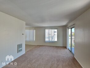 240 Athol Ave in Oakland, CA - Building Photo - Building Photo