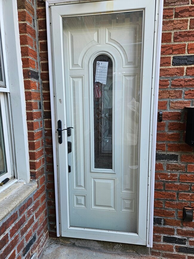 1648 E 55th St, Unit 1F in Brooklyn, NY - Foto de edificio - Building Photo