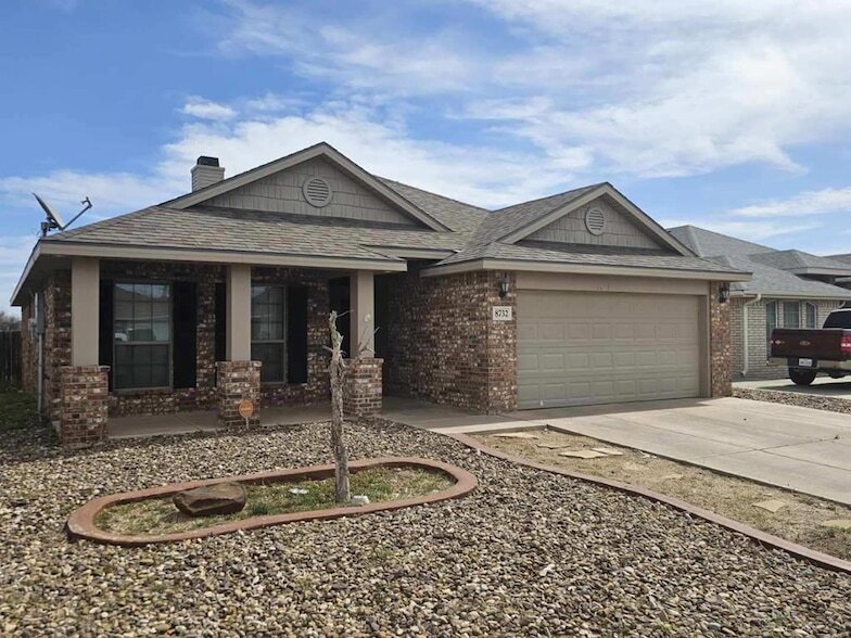 8732 Rainbow Dr, Unit 538 in Odessa, TX - Building Photo